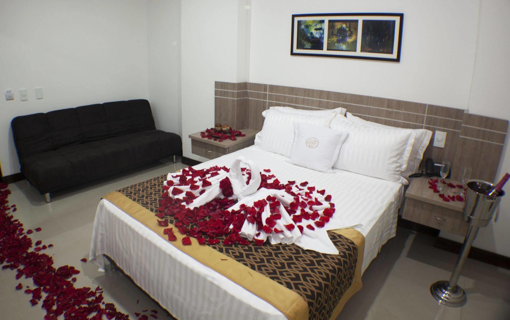 Hotel Cinco Monteria Luaran gambar